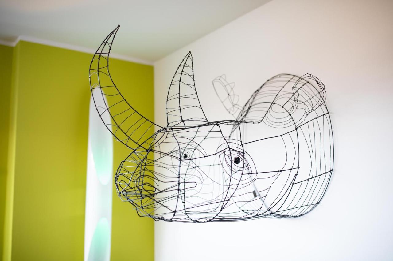 Sound Of Colors - Art Design Apartment Desenzano del Garda Luaran gambar