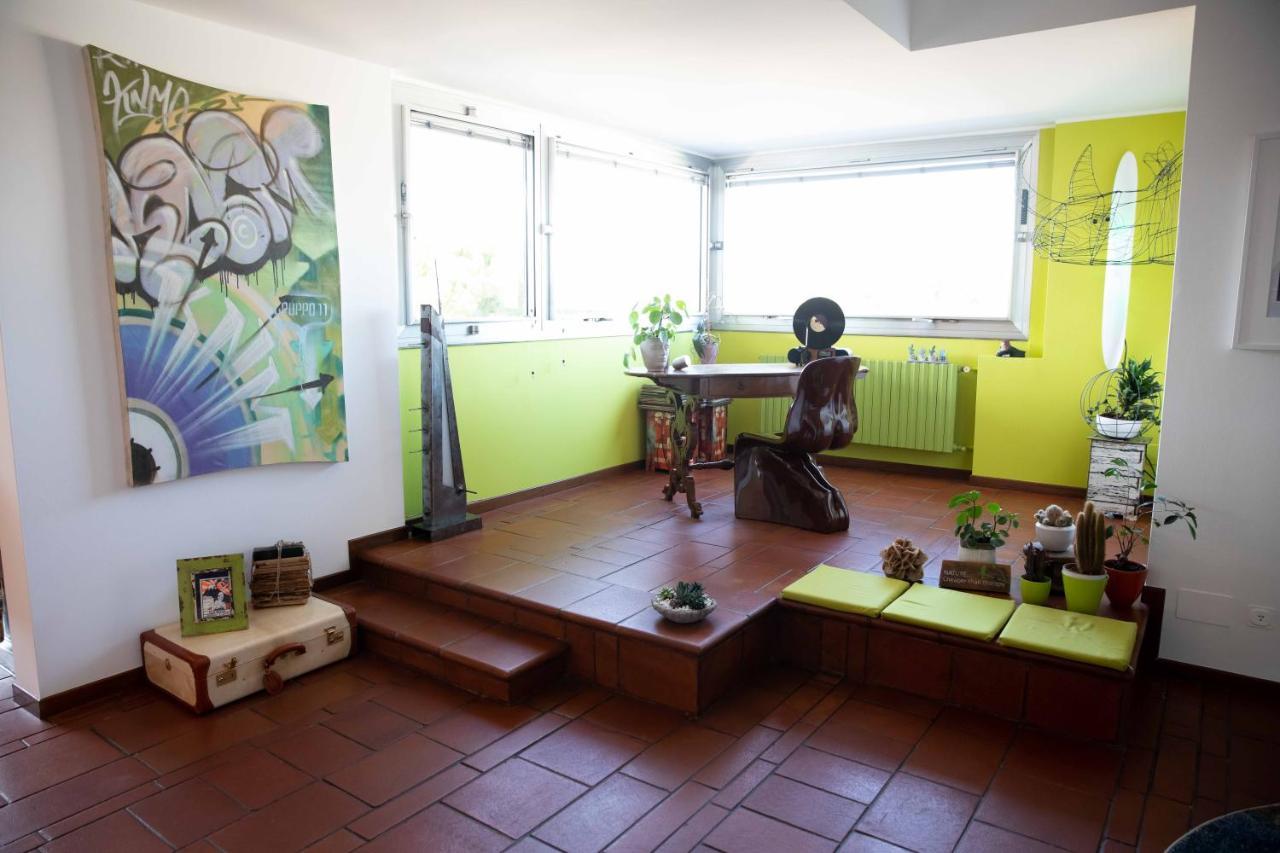 Sound Of Colors - Art Design Apartment Desenzano del Garda Luaran gambar